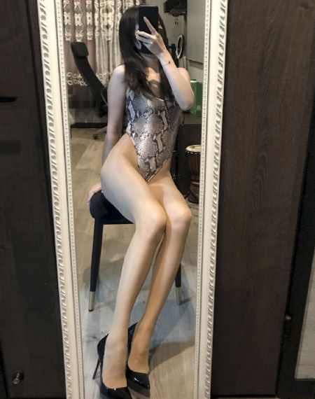 美女脱的一干净超级黄的视频_1080日韩电影在线