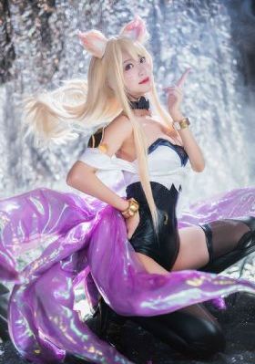 浴室里强摁做开腿呻吟的漫画免费_剧情片电影在线观看